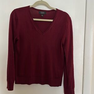 Banana Republic Women’s Forever Sweater V-Neck Small